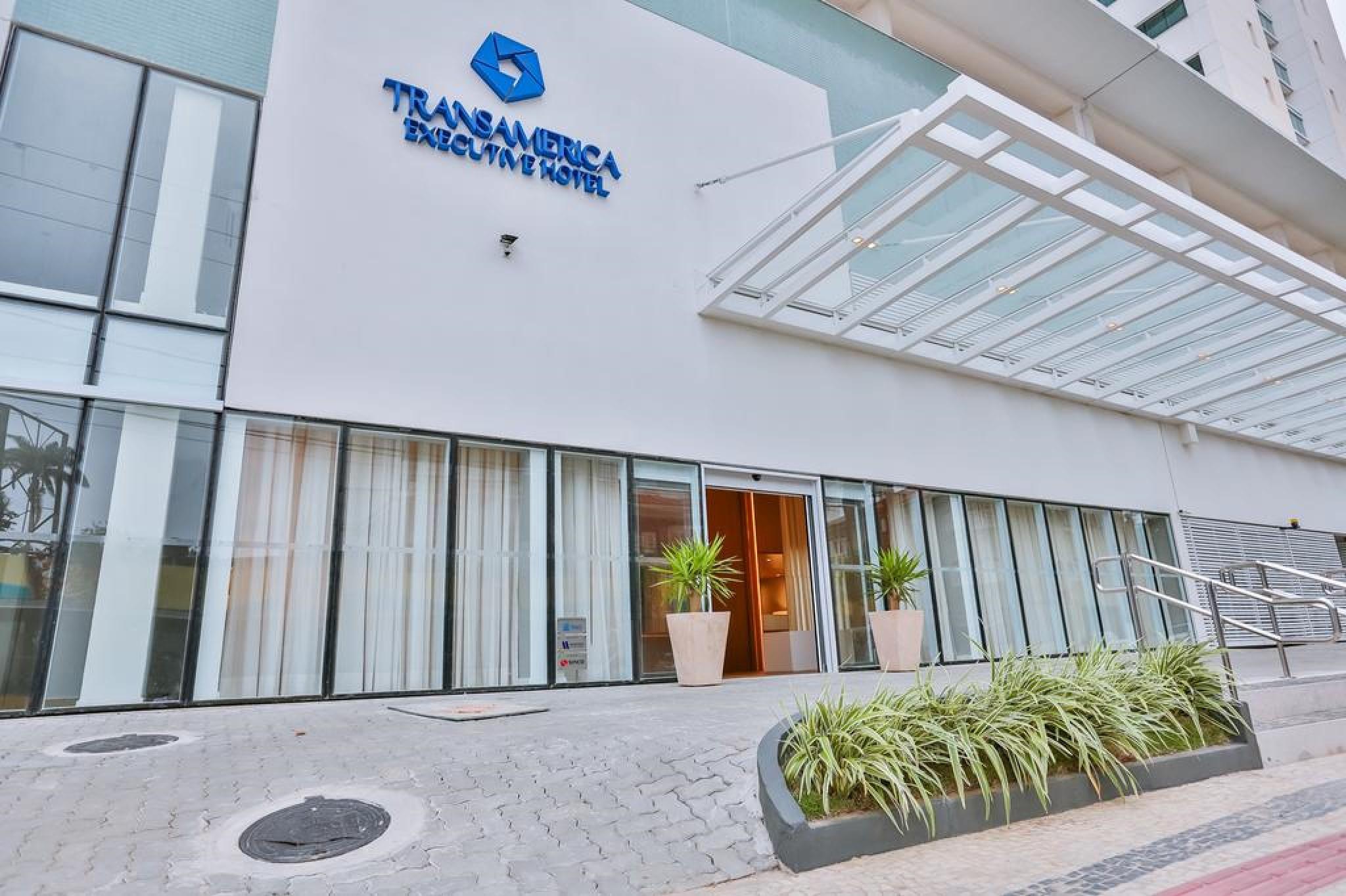 Transamerica Executive กัมโปส โดส กอยตากาเซส ภายนอก รูปภาพ